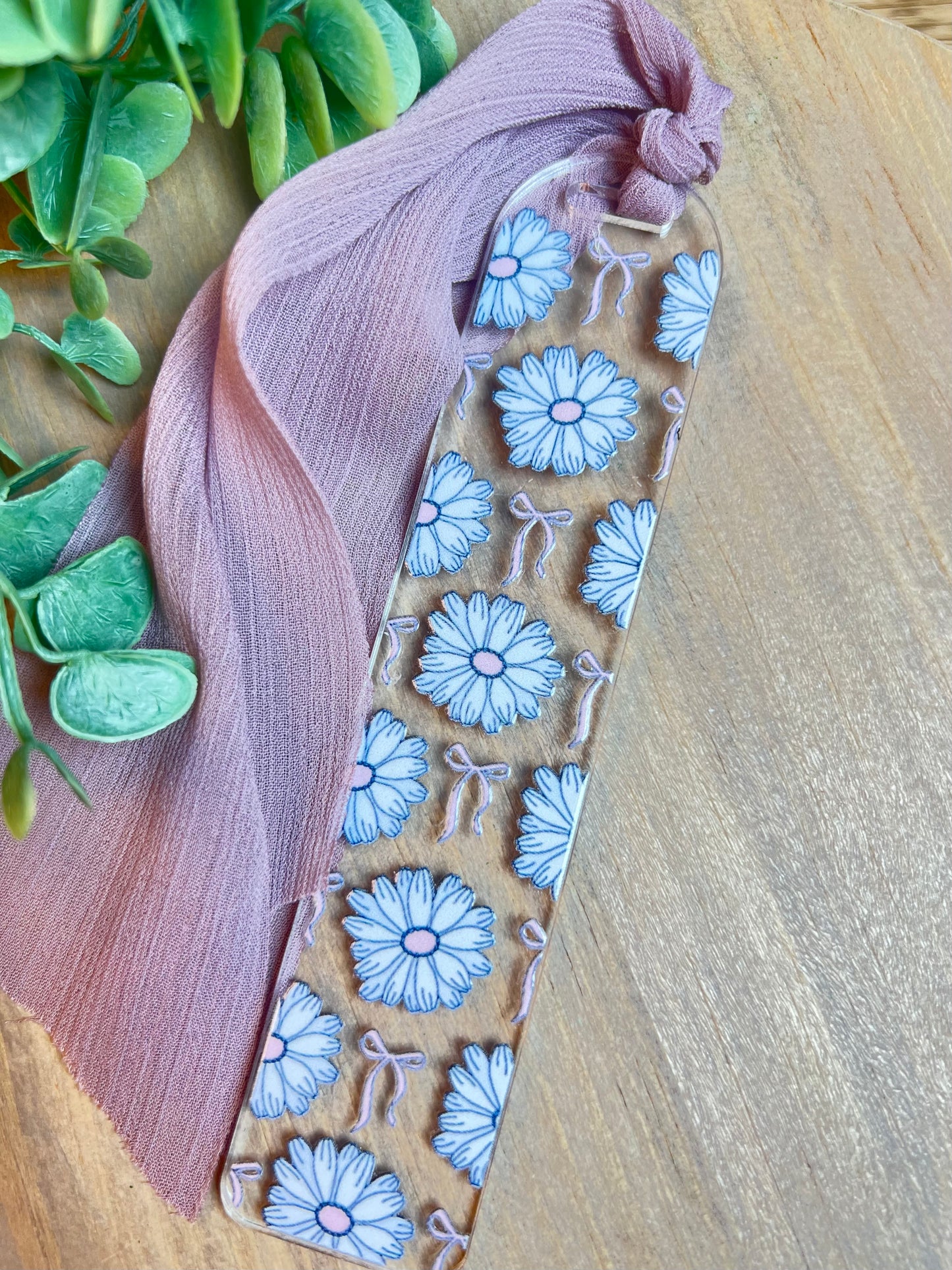 Daisy Bow Bookmark